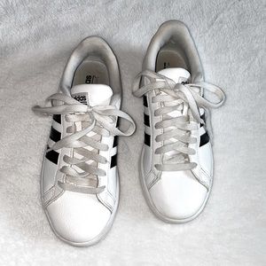 Adidas Superstar shoes white/black US size 6
